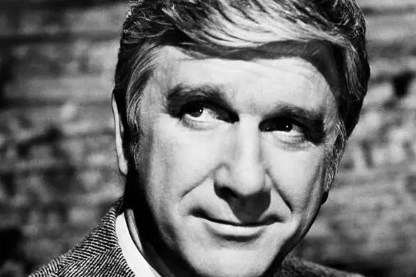 Photo of ‘M*A*S*H’: The Time Leslie Nielsen Guest Starred on Iconic Show