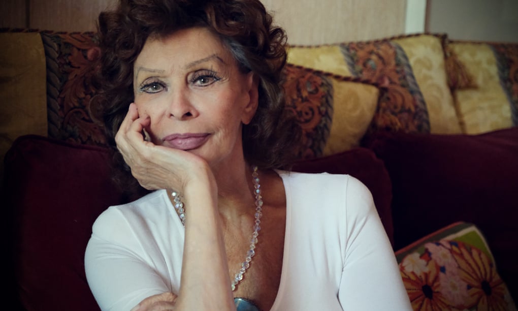 Photo of Sophia Loren: ‘The body changes. The mind does not’