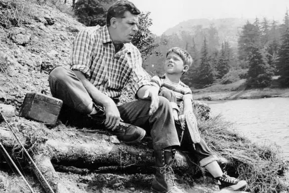 Photo of ‘The Andy Griffith Show’: Mayberry’s Myers Lake Fishing Spot Has Appeared in Other Iconic Shows and Album Covers