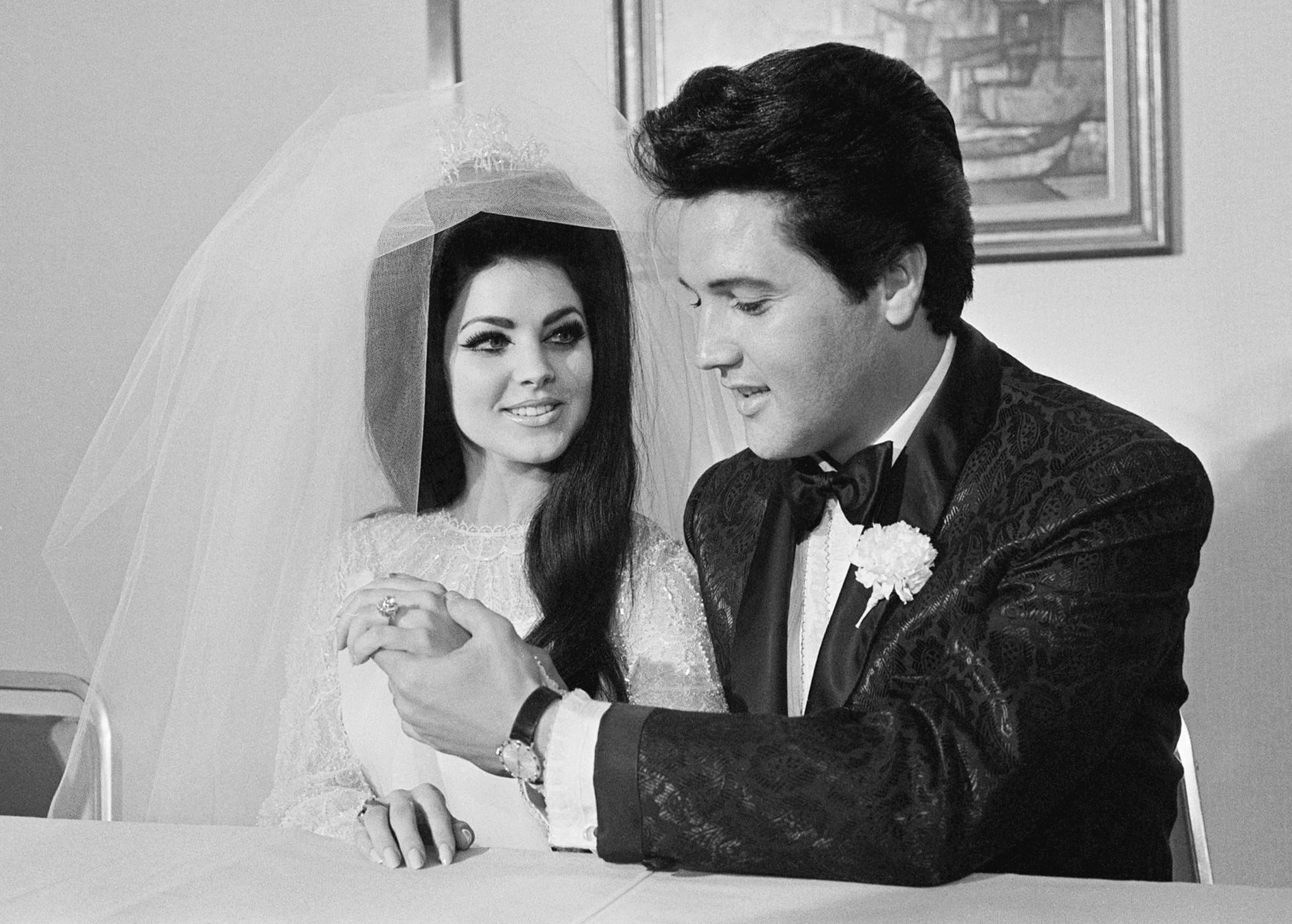 Photo of If You’re Wondering How Elvis and Priscilla Presley Met, Their Story Is Pretty Shocking