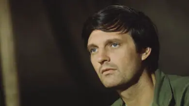 Photo of ‘M*A*S*H’: 1 Storyline Was Cut Because It Was Too ‘Unpatriotic’
