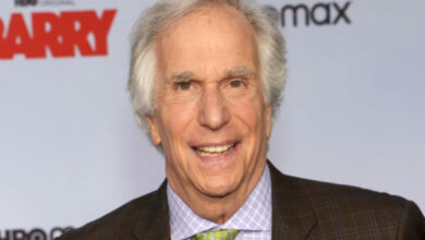 Photo of ‘Happy Days’ Star Henry Winkler Hypes Up New Project From Former Costar Ron Howard