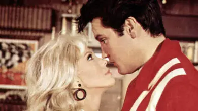Photo of Nancy Sinatra Said Elvis Presley Would Call Her Late at Night While Making ‘Speedway’