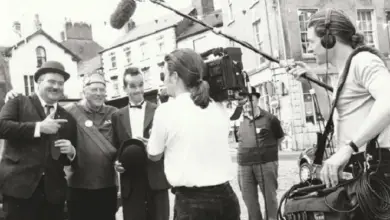 Photo of Aussie TV crew filmed Stan Laurel lookalikes in Ulverston